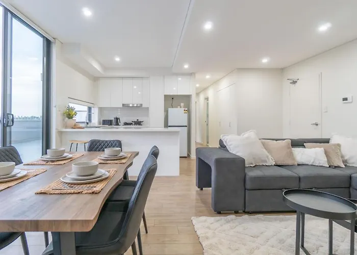 Central Canterbury Charm Sky View Free Parking